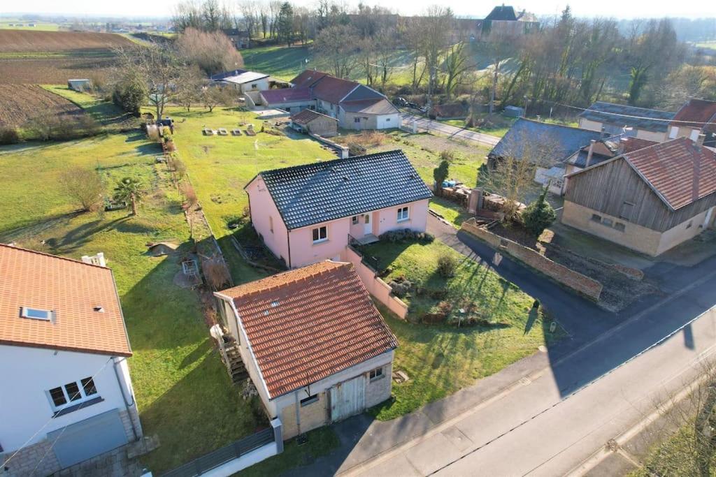 Maison Avec Veranda - Gite De L'Arbrisseau Rethel Exterior foto